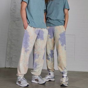 iets frans... Unisex Sunset Cloud Joggers - Small